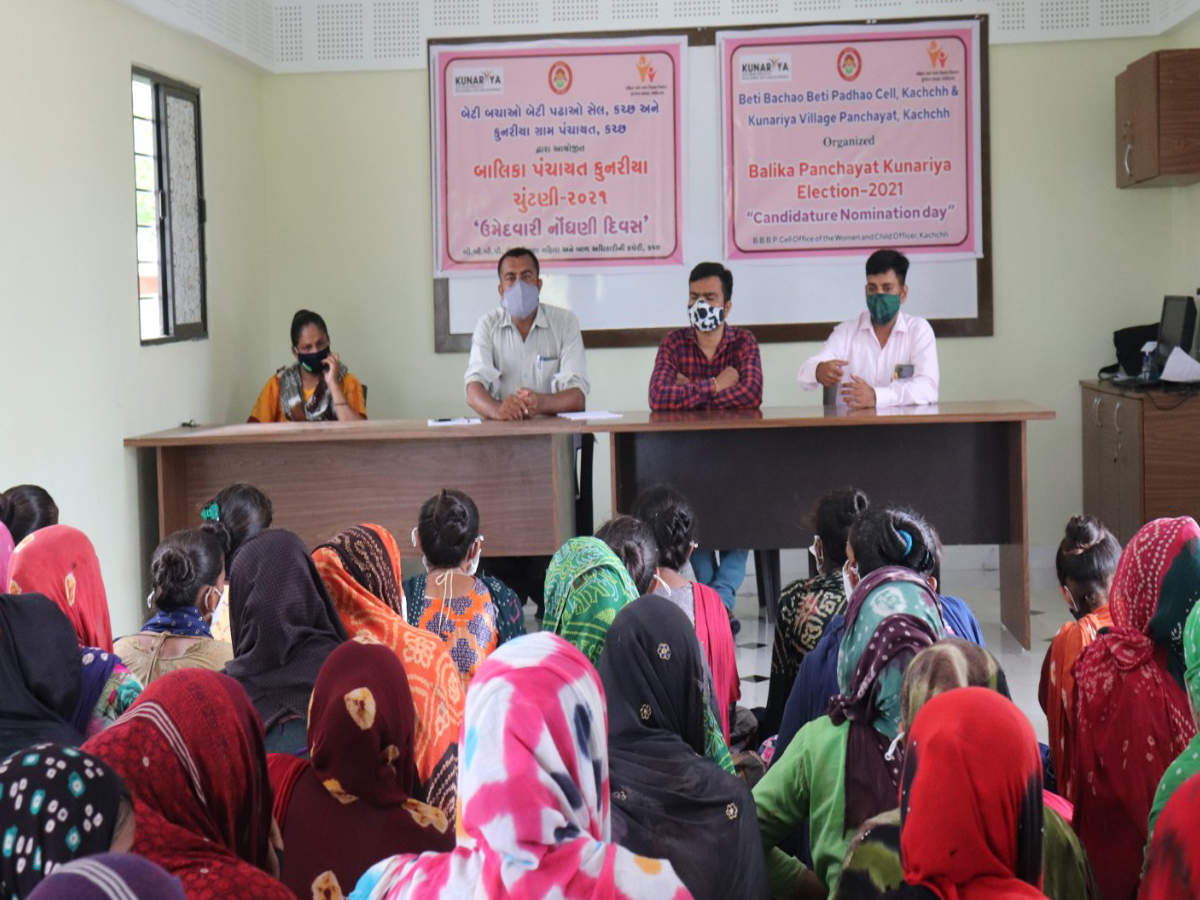 Balika Panchayat successfully held at Kunariya village in Gujarat| ഗുജറാത്തിലെ കുനാരിയ ഗ്രാമത്തിൽ ബാലിക പഞ്ചായത്ത് വിജയകരമായി നടന്നു_40.1