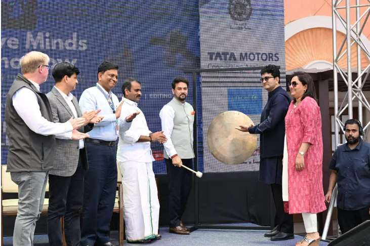 Union Minister Anurag Singh Thakur launched ’53 hours Challenge’