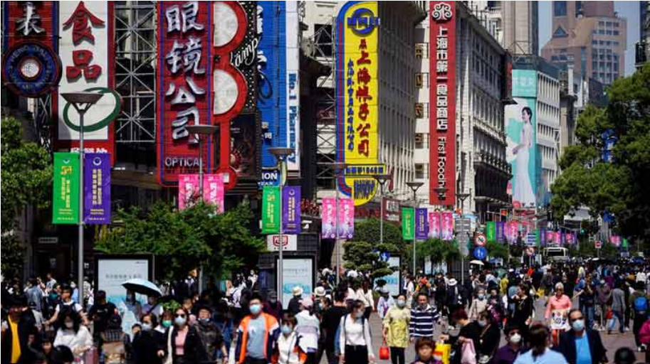China’s Population Shrinks for the First Time Since 1961