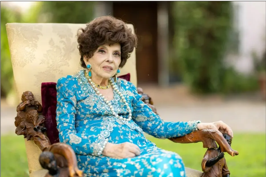 Italian film legend Gina Lollobrigida passes away at age 95