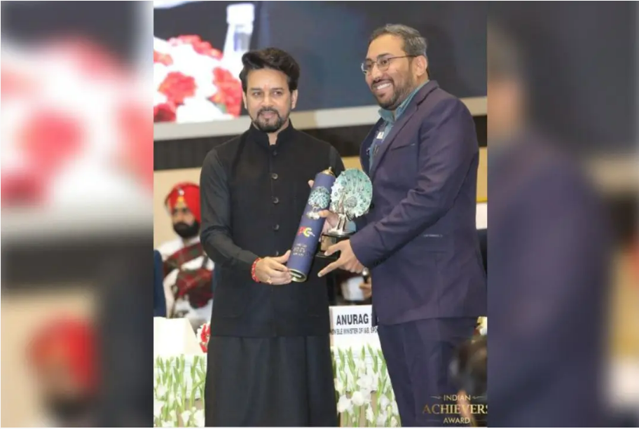 RV Prassad is honoured as the most distinguished scientist of the year award 2022