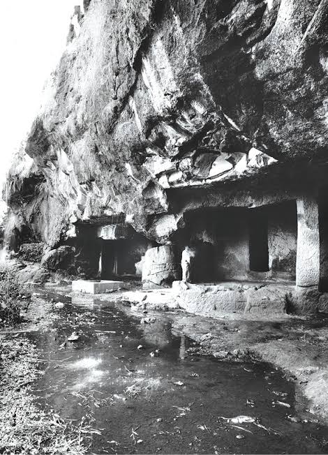 A cave hollowed out in the hills. This is a cave in Karle, present-day Maharashtra. Monks and nuns lived and meditated in these shelters