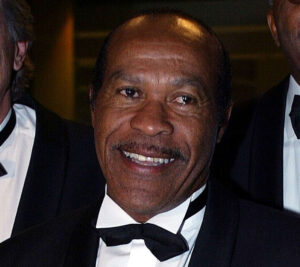 Record-setting U.S. Olympic sprinter Lee Evans passes away | रेकॉर्ड धारक यू.एस. ऑलिम्पिक धावपटू ली इव्हान्स यांचे निधन_2.1
