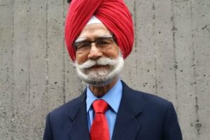 Mohali international hockey stadium renamed after Balbir Singh Senior | मोहाली आंतरराष्ट्रीय हॉकी स्टेडियमचे बलबीरसिंग वरिष्ठ असे नामकरण_2.1