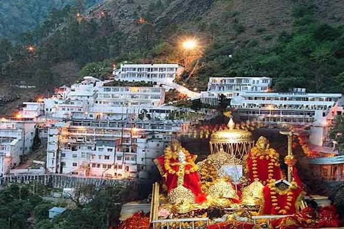 Top 10 Famous Temples in India- World Largest Hindu Temple -_17.1