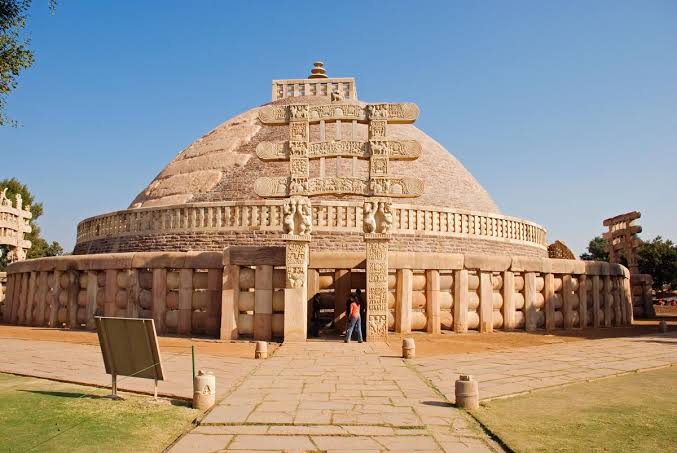 Top 10 Famous Temples in India- World Largest Hindu Temple -_22.1
