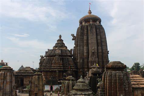 Top 10 Famous Temples in India- World Largest Hindu Temple -_23.1