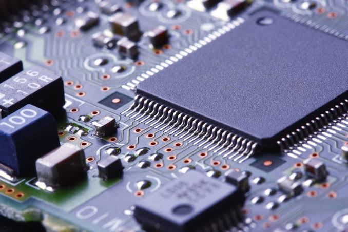 Difference Between RAM and ROM in Mobile & Computer Architecture -_4.1