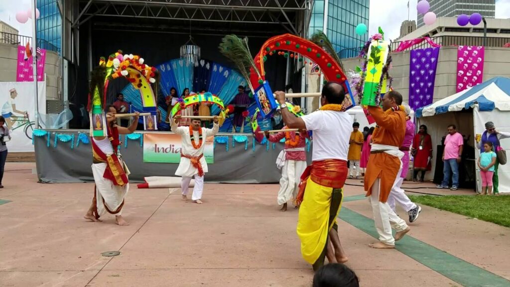 Tamil Nadu Dance Forms | தமிழர்களின் நடனக்கலை_130.1