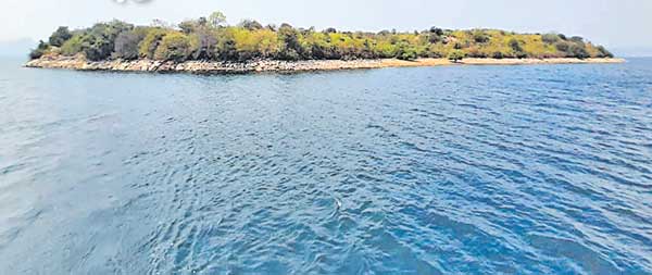 కృష్ణమ్మ ఒడిలో అందాల ద్వీపం